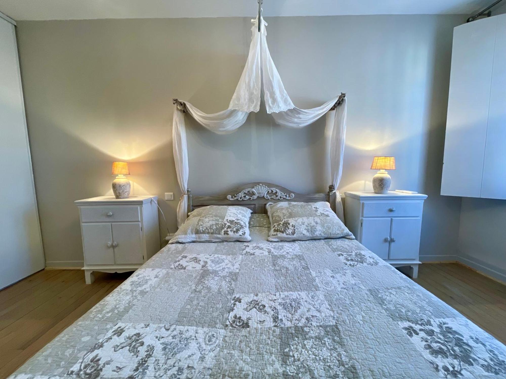 Cote Cite Appartements - Parking Prive - 100M Cite Medievale Carcassonne Room photo